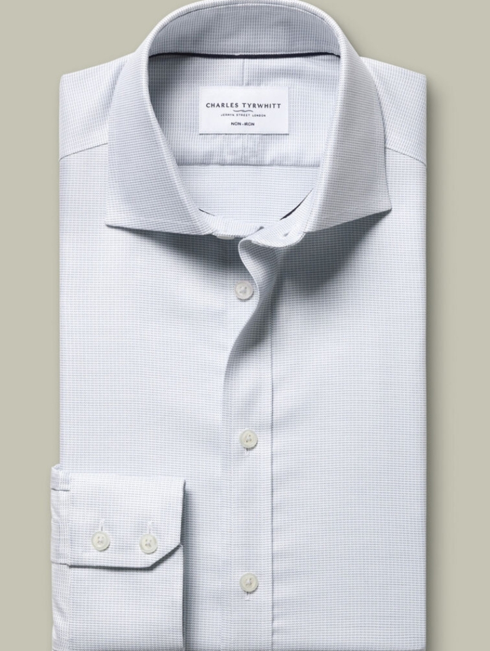 Charles Tyrwhitt Non-iron Stretch Greenwich Weave Cutaway Esf Shirt - 15.5